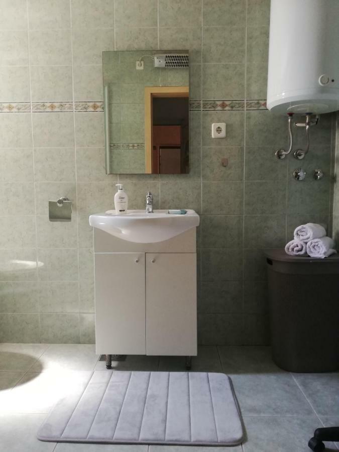 Apartment Petra Дуги-Рат Экстерьер фото